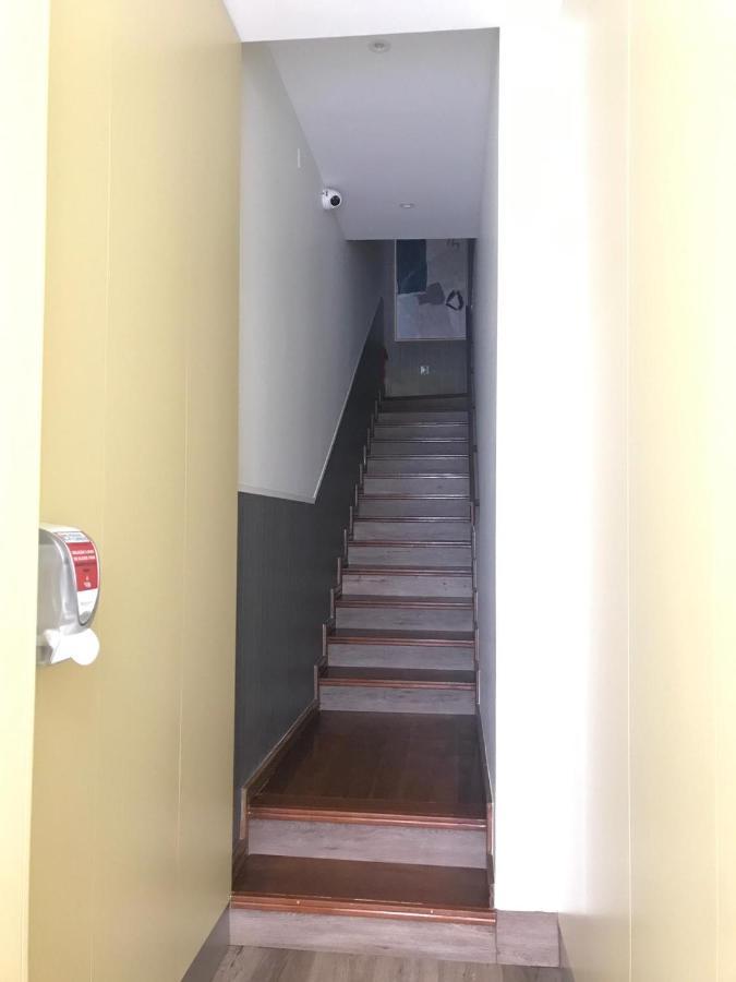 Junqueira76 Guesthouse 포보아데바짐 외부 사진