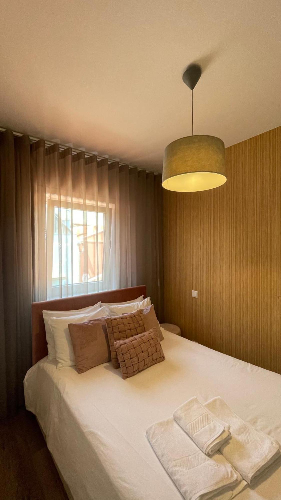 Junqueira76 Guesthouse 포보아데바짐 외부 사진